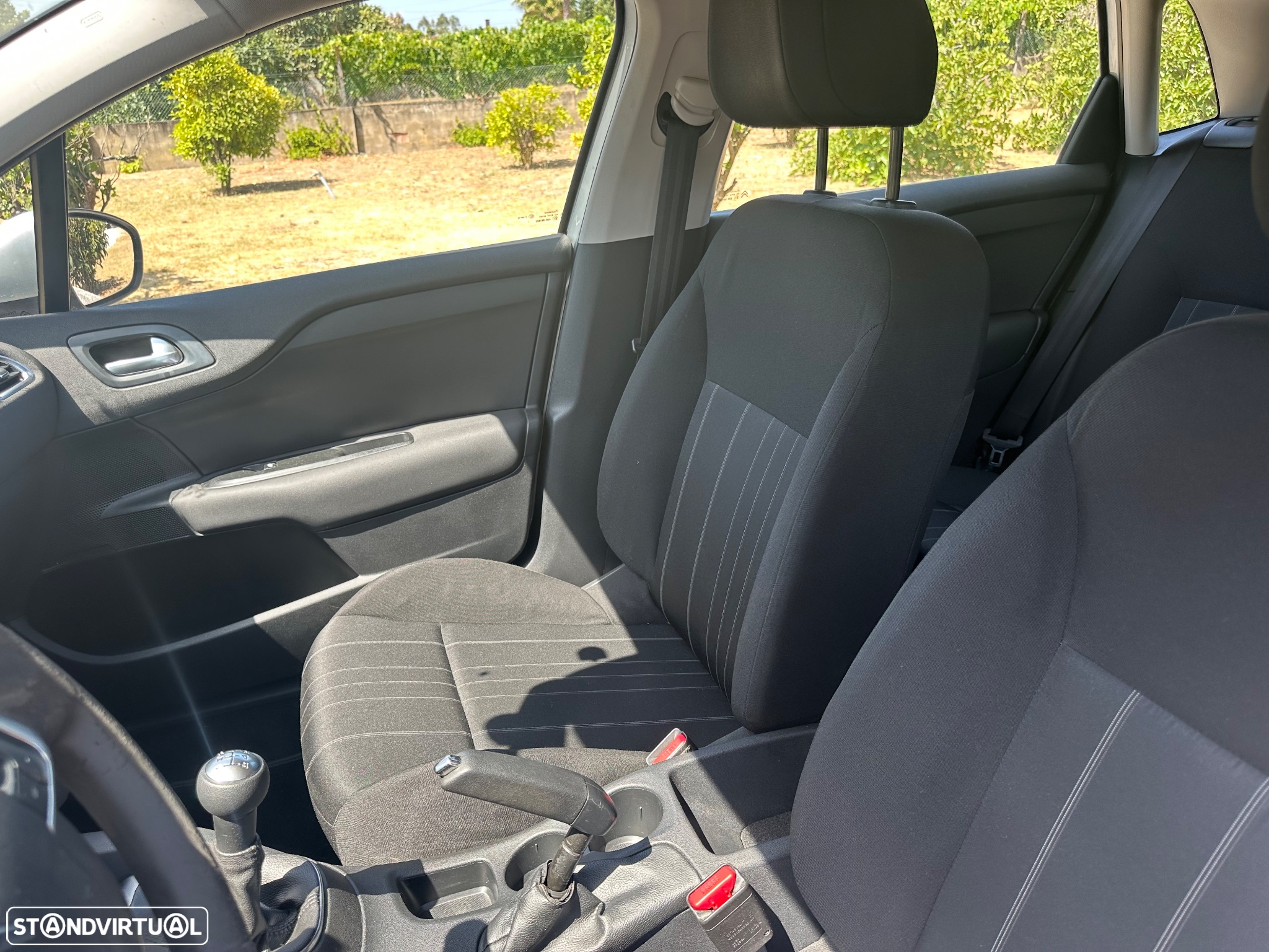 Citroën C4 1.6 HDi Attraction - 14