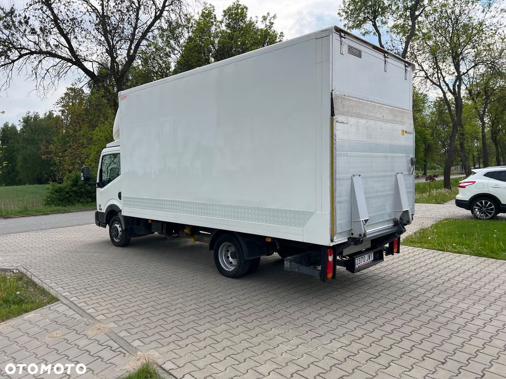 Nissan NT 400 Cabstar - 6