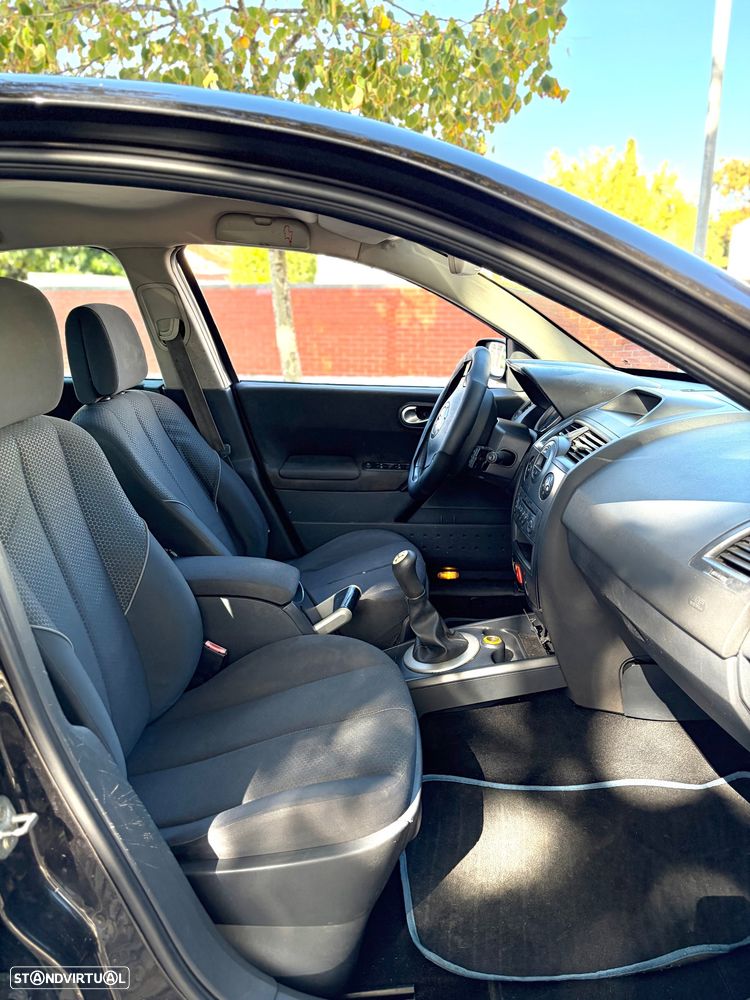 Renault Mégane - 6