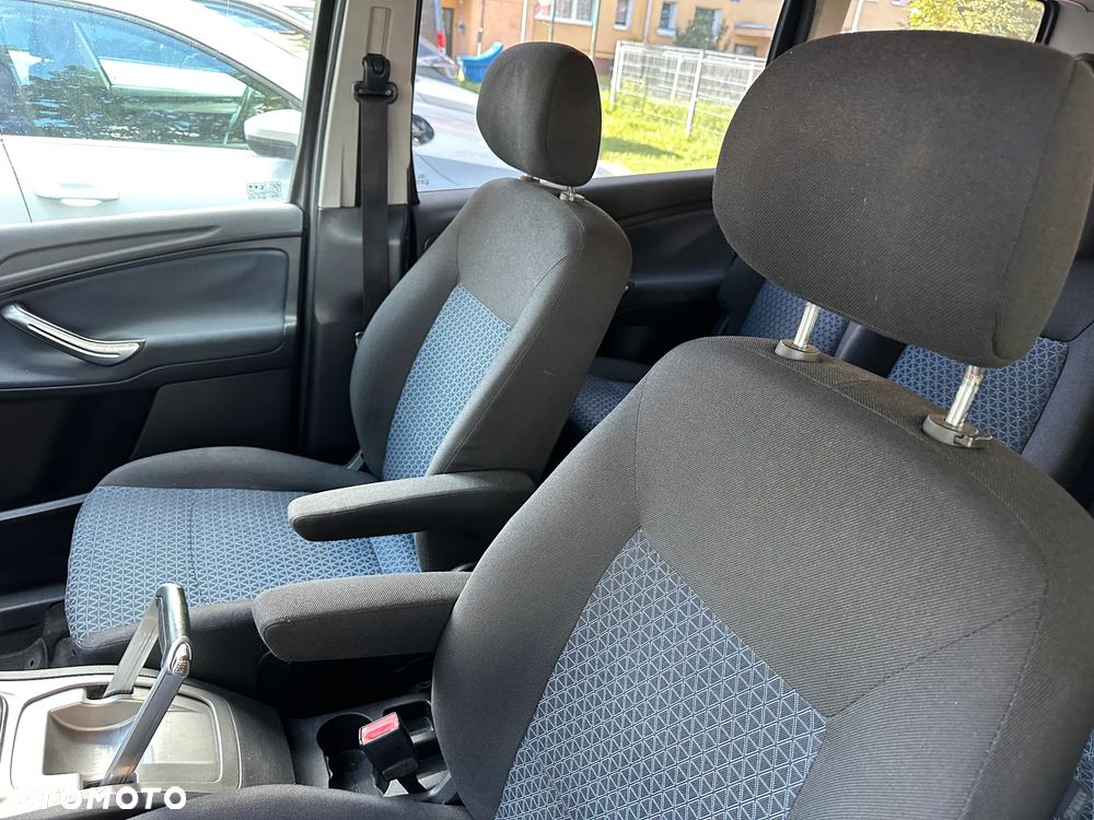 Ford Galaxy 1.8 TDCi Ambiente - 16