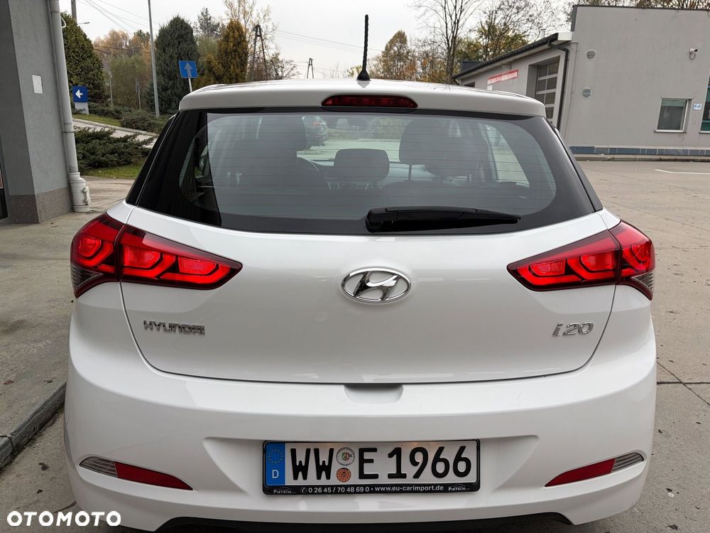 Hyundai i20 1.2 Select - 21