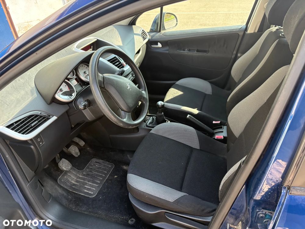 Peugeot 207 1.4 16V U Move - 4