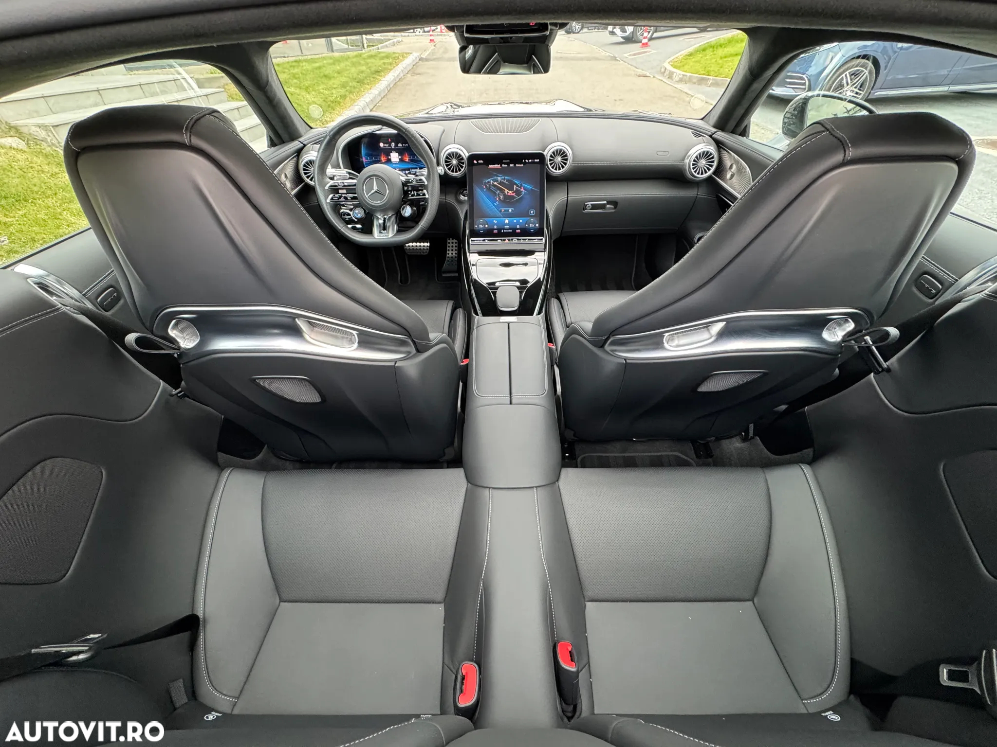 Mercedes-Benz AMG GT 63 4MATIC+ MHEV - 13