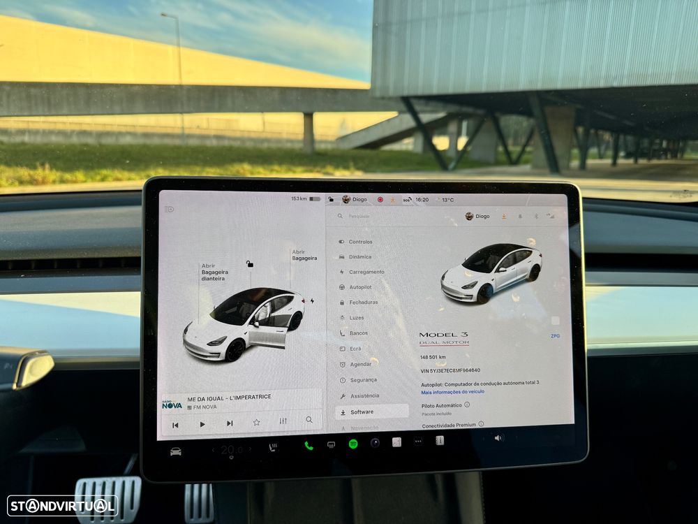 Tesla Model 3 Performance Dual Motor AWD - 34