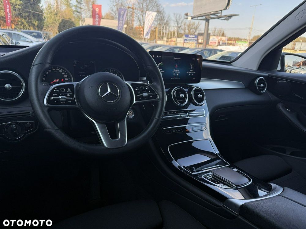 Mercedes-Benz GLC - 15