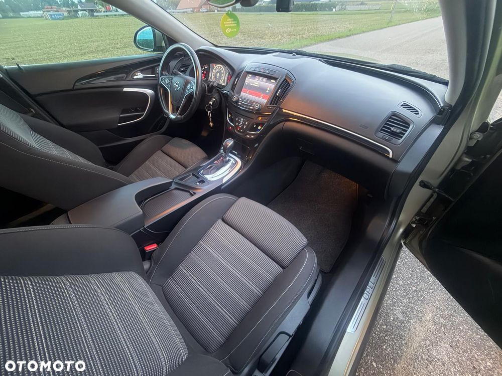 Opel Insignia - 12