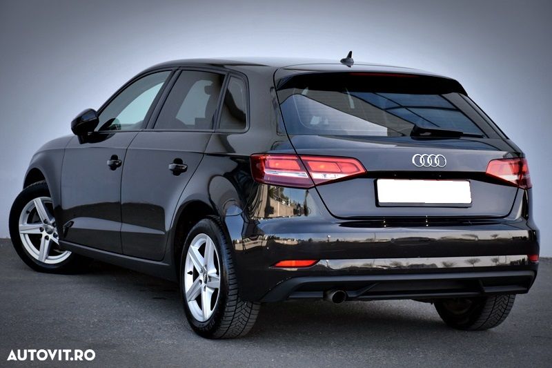 Audi A3 Sportback - 6