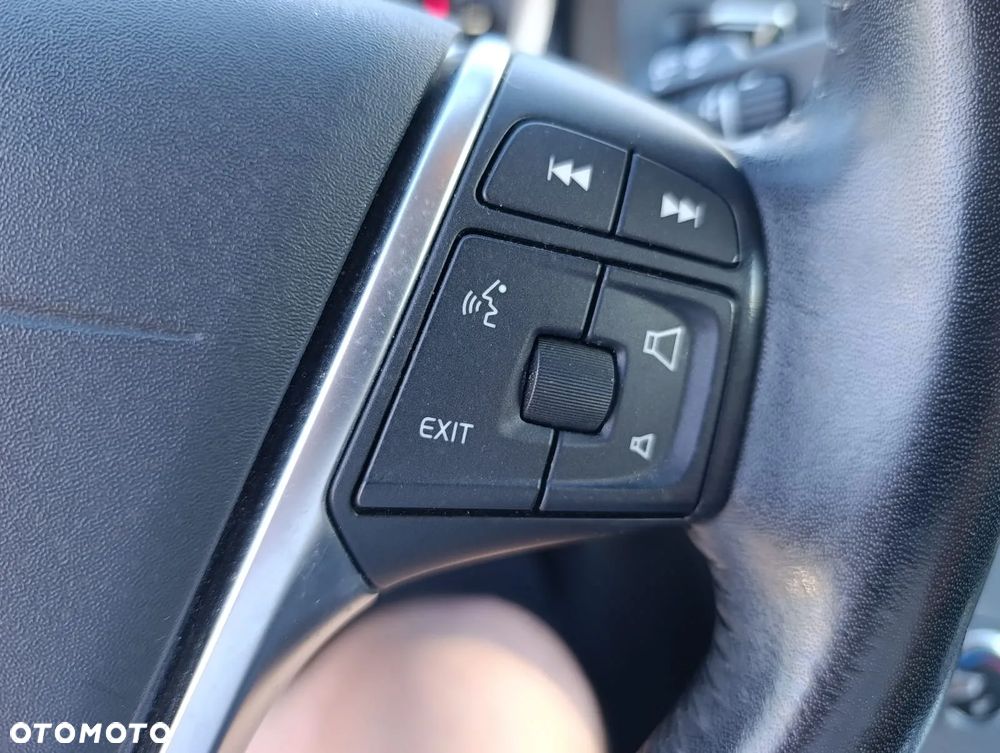 Volvo V60 T3 Summum - 19