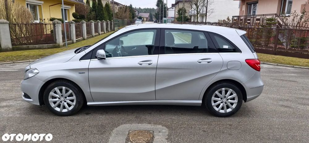 Mercedes-Benz Klasa B 200 Peak Edition - 2