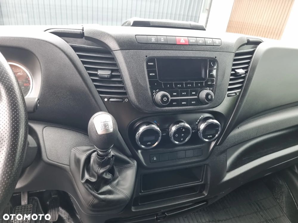 Iveco Daily 35S18/ Autolaweta /Salon PL /123tyś.km Servis ASO F-vat 23% - 21
