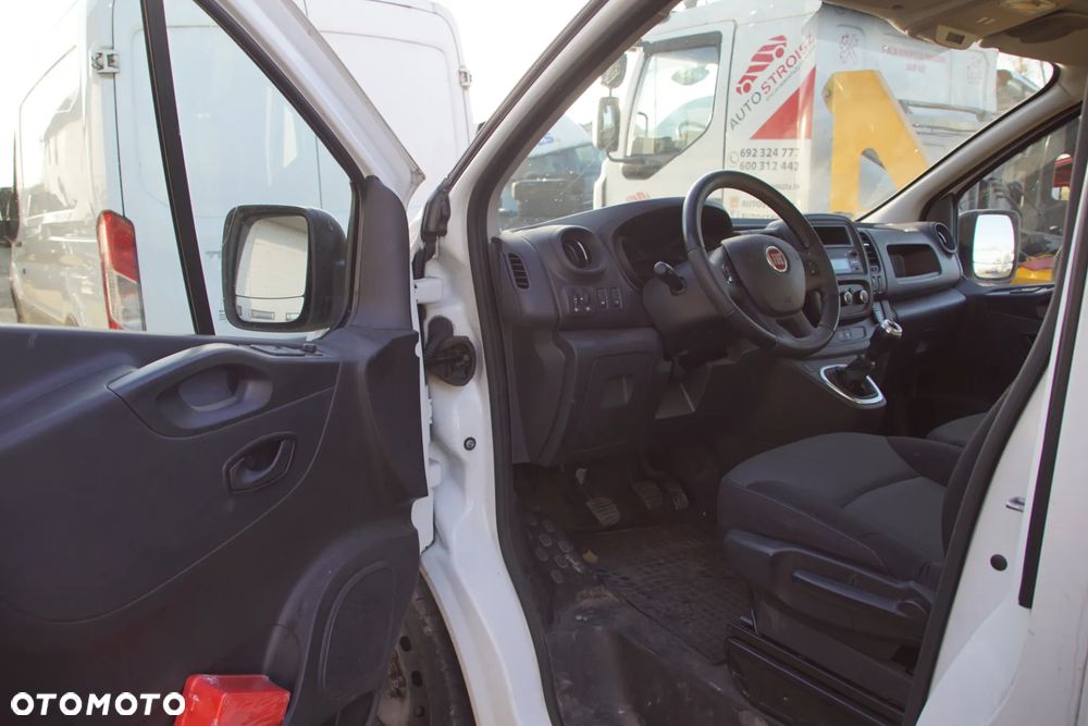 Auto na części - Fiat Talento 2.0 EcoJet 120 KM M9R710 PF6068 557 2021R Silnik Skrzynia Drzwi Maska Zderzak Błotnik Lampa Szyba Lusterko Deska Kokpit Sterownik Moduł Czujnik Licznik Kierownica Panel - 7
