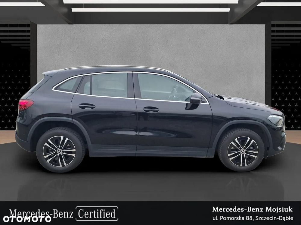 Mercedes-Benz GLA 200 d - 6