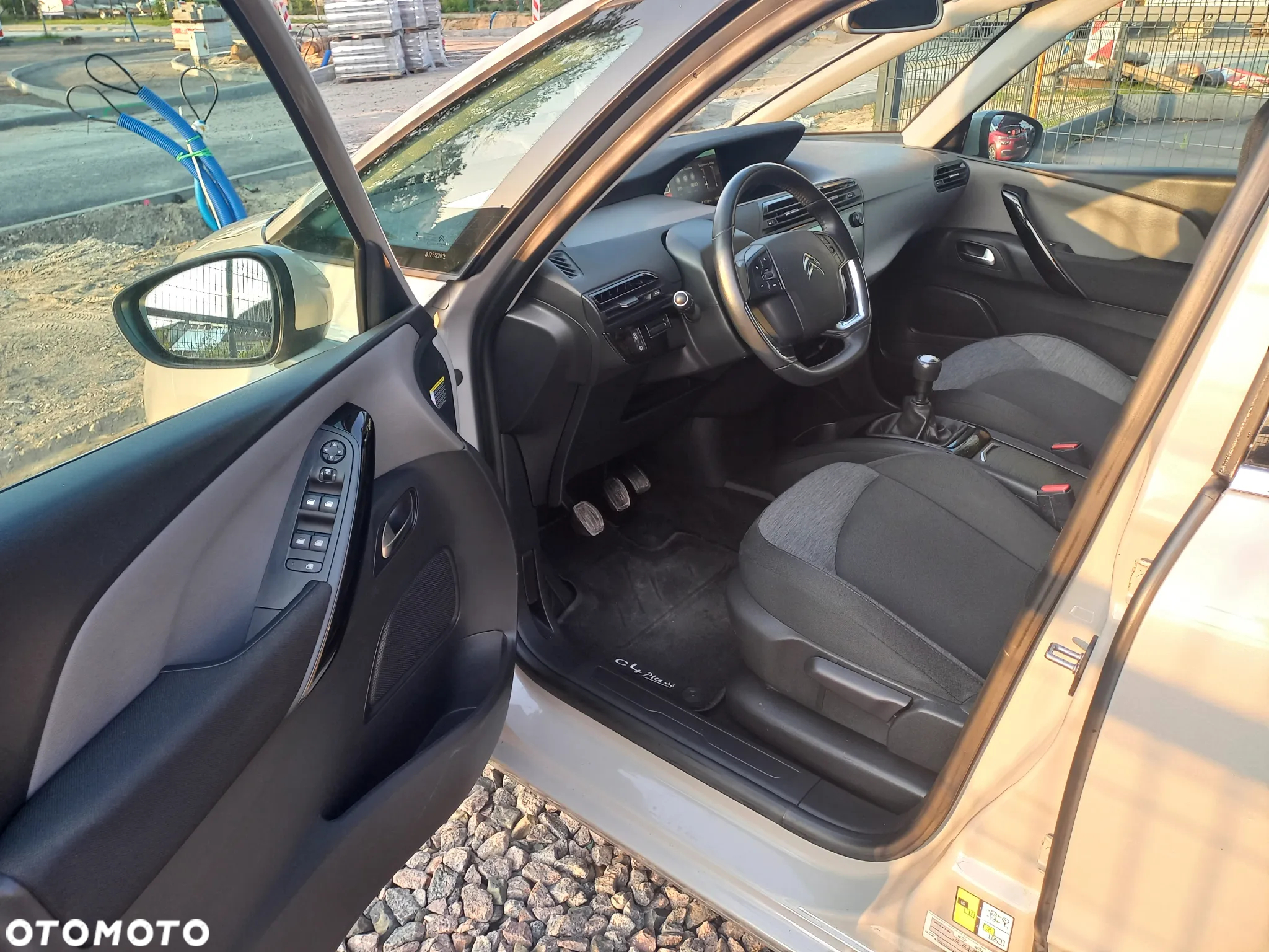Citroën C4 SpaceTourer 1.2 PureTech Shine S&S - 16