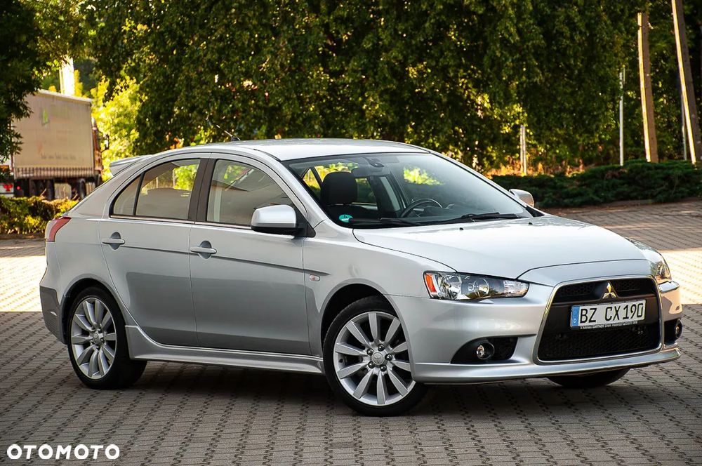 Mitsubishi Lancer 1.8 Intense - 3
