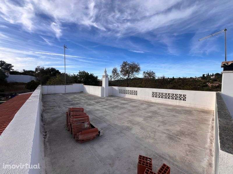 Moradia para renovar a 5 min de Vilamoura | Até 300 m² - Grande imagem: 3/10