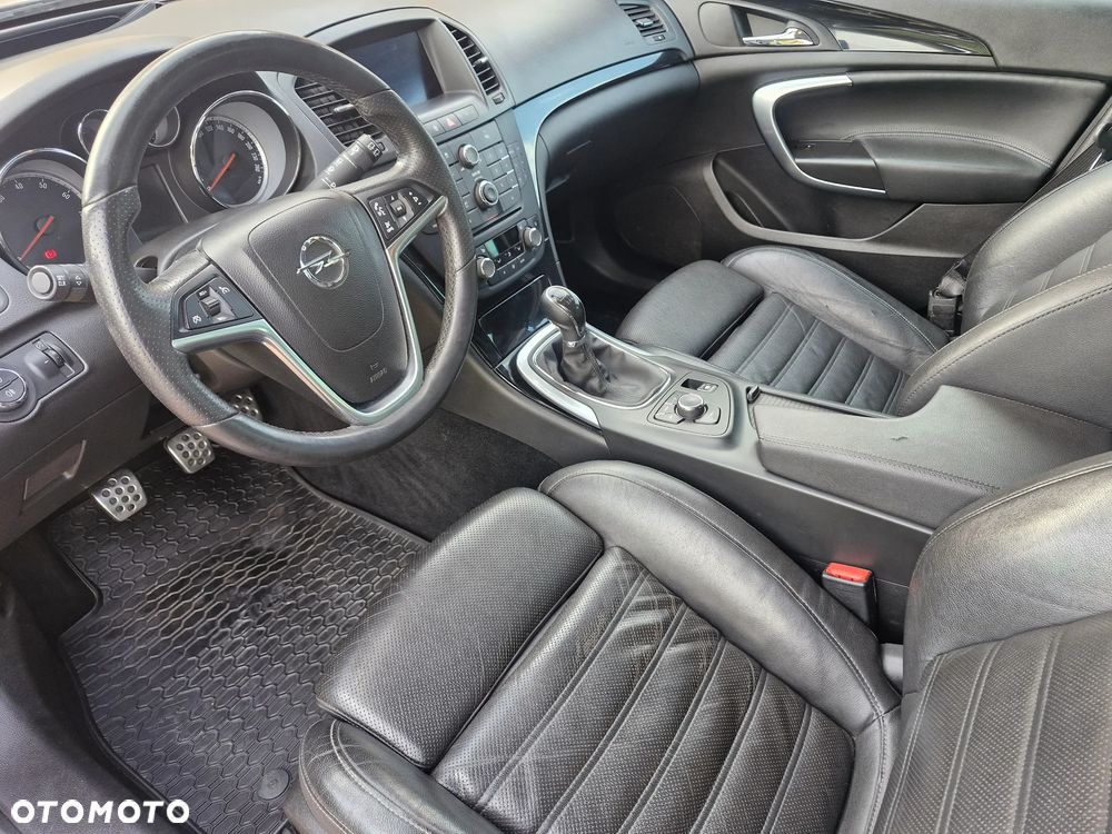 Opel Insignia - 21