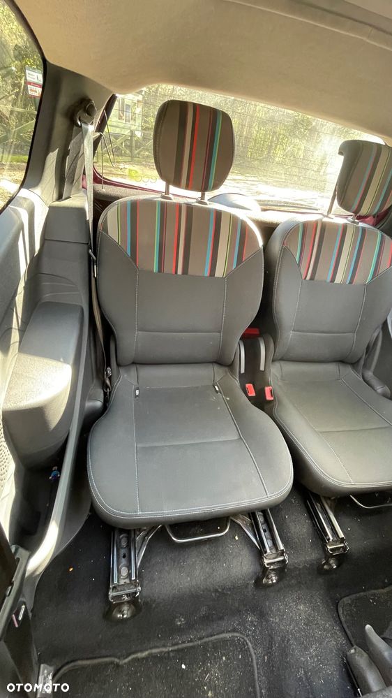 Renault Twingo 1.2 LEV 16V 75 eco2 - 27
