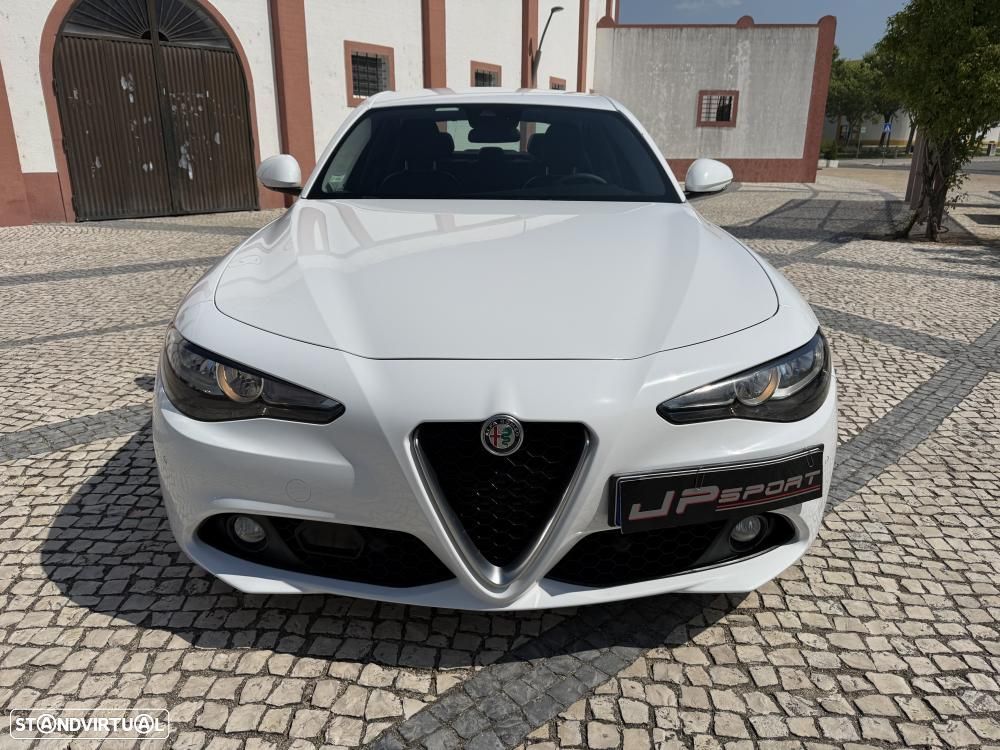 Alfa Romeo Giulia 2.2 D Super AT8 - 3
