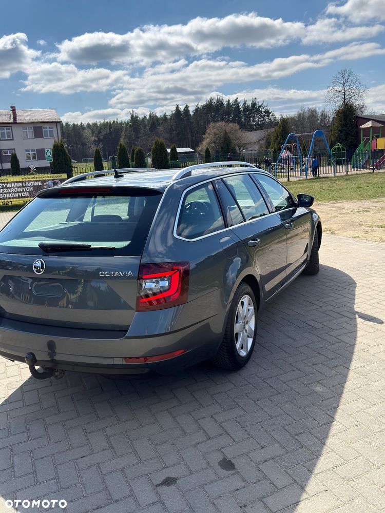 Skoda Octavia 1.5 TSI ACT Drive DSG - 6