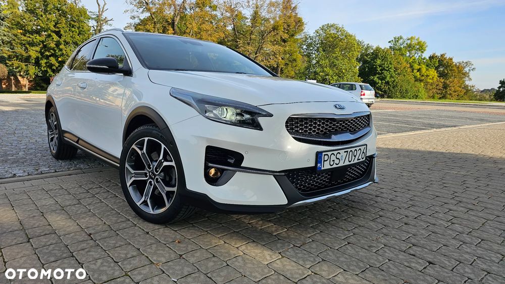 Kia XCeed 1.4 T-GDI OPF DCT7 PLATINUM EDITION - 3