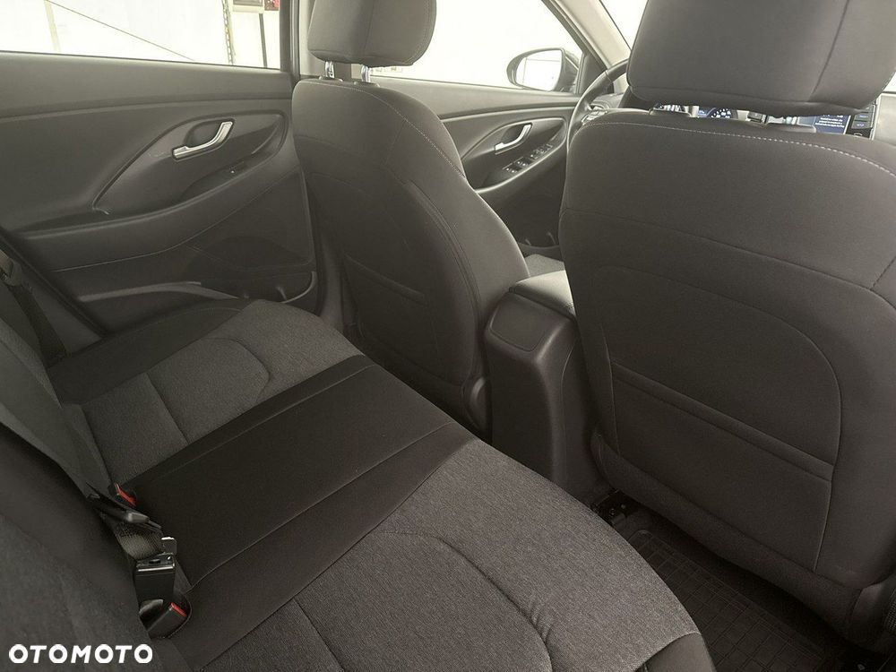 Hyundai i30 - 24