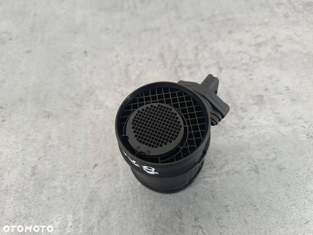 PRZEPŁYWOMIERZ POWIETRZA KIA SPORTAGE II 28164-27900 0281002600  BOSCH 2.0 - 4