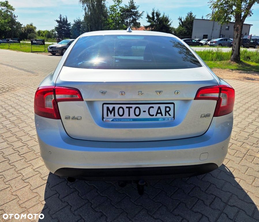 Volvo S60 DRIVe Momentum - 11
