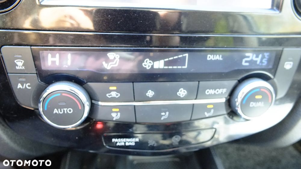 Nissan X-Trail 1.6 DCi Tekna 2WD - 26