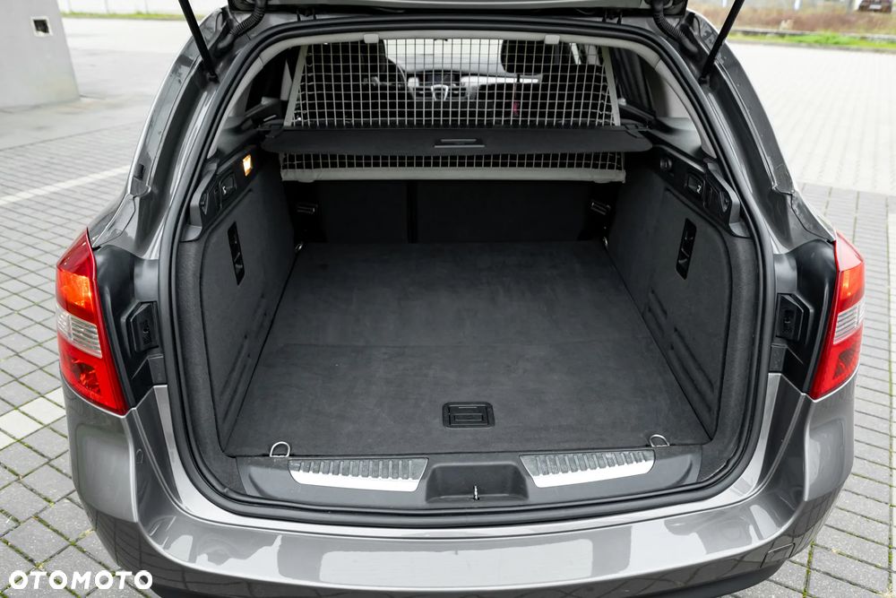 Renault Laguna 2.0 DCi FAP Expression - 29