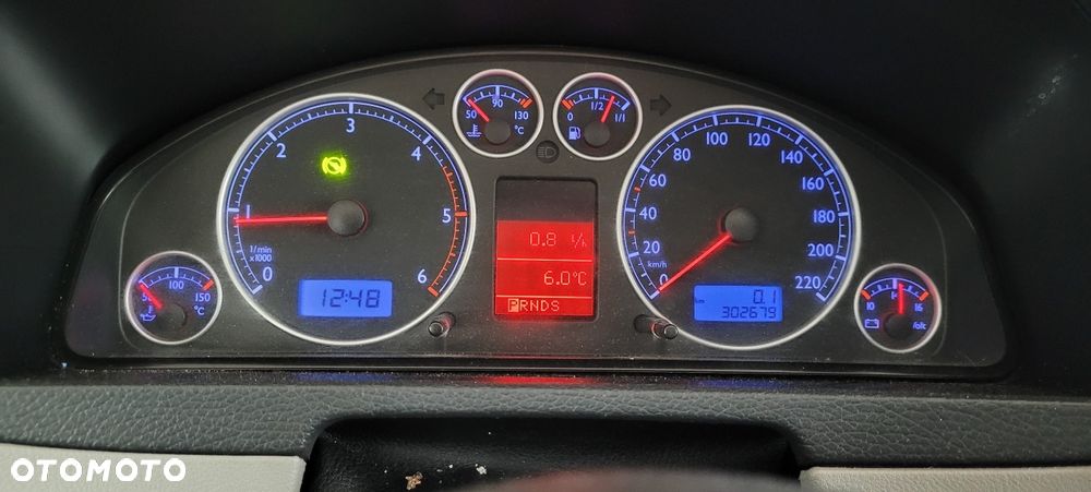 Volkswagen Transporter - 9