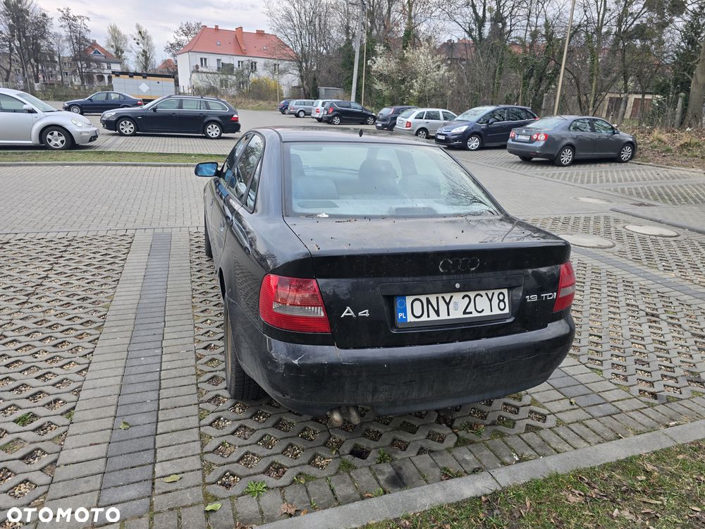 Audi A4 Avant - 5