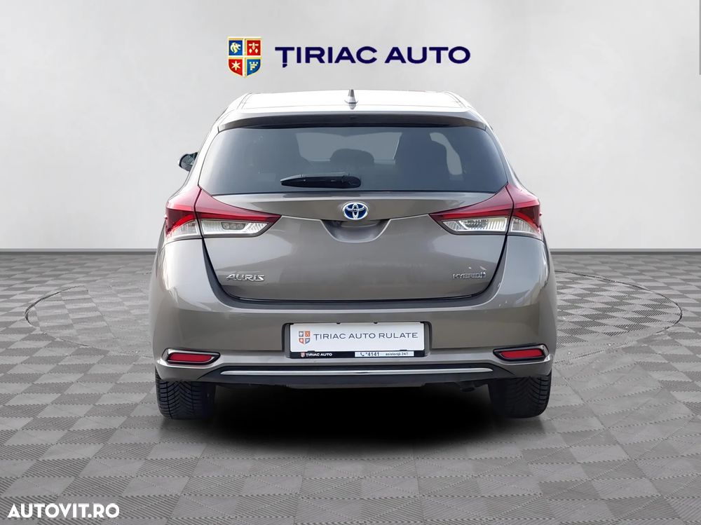 Toyota Auris 1.8 VVT-i Automatik Design Edition - 10