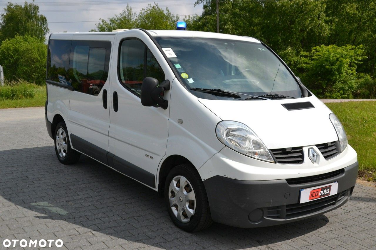 Renault Trafic - 1