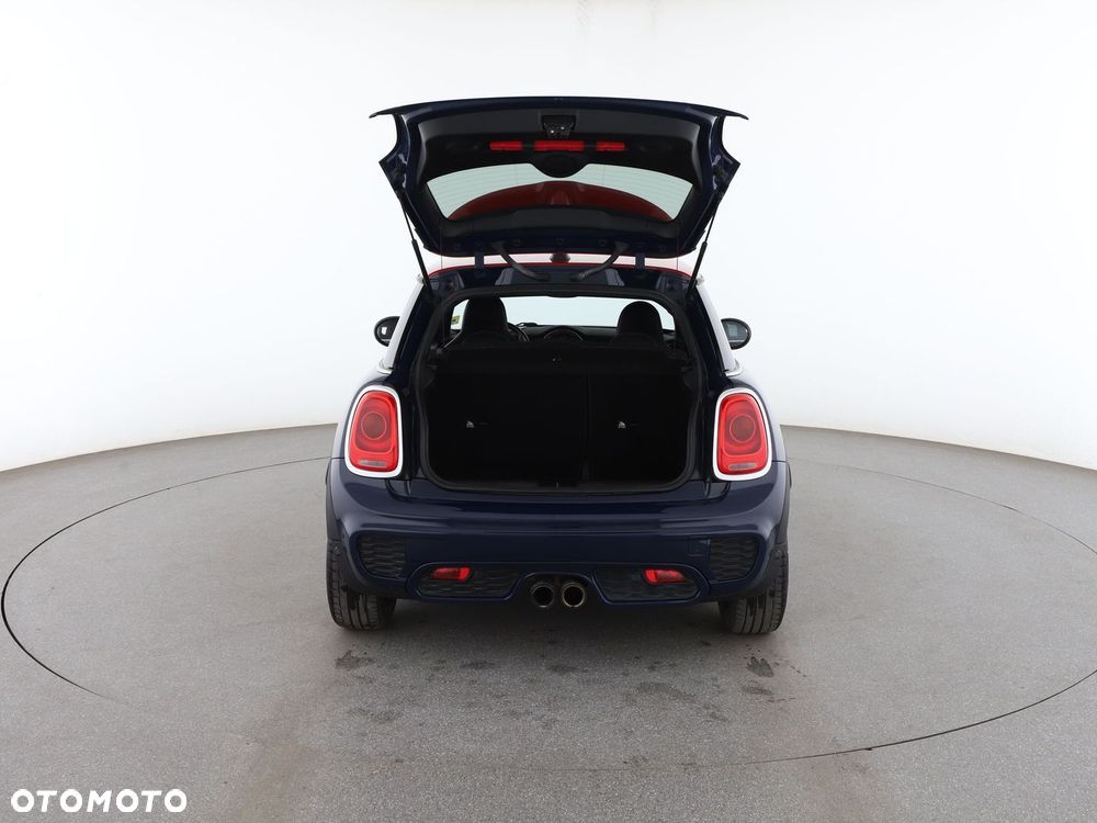 MINI Cooper John Works - 10