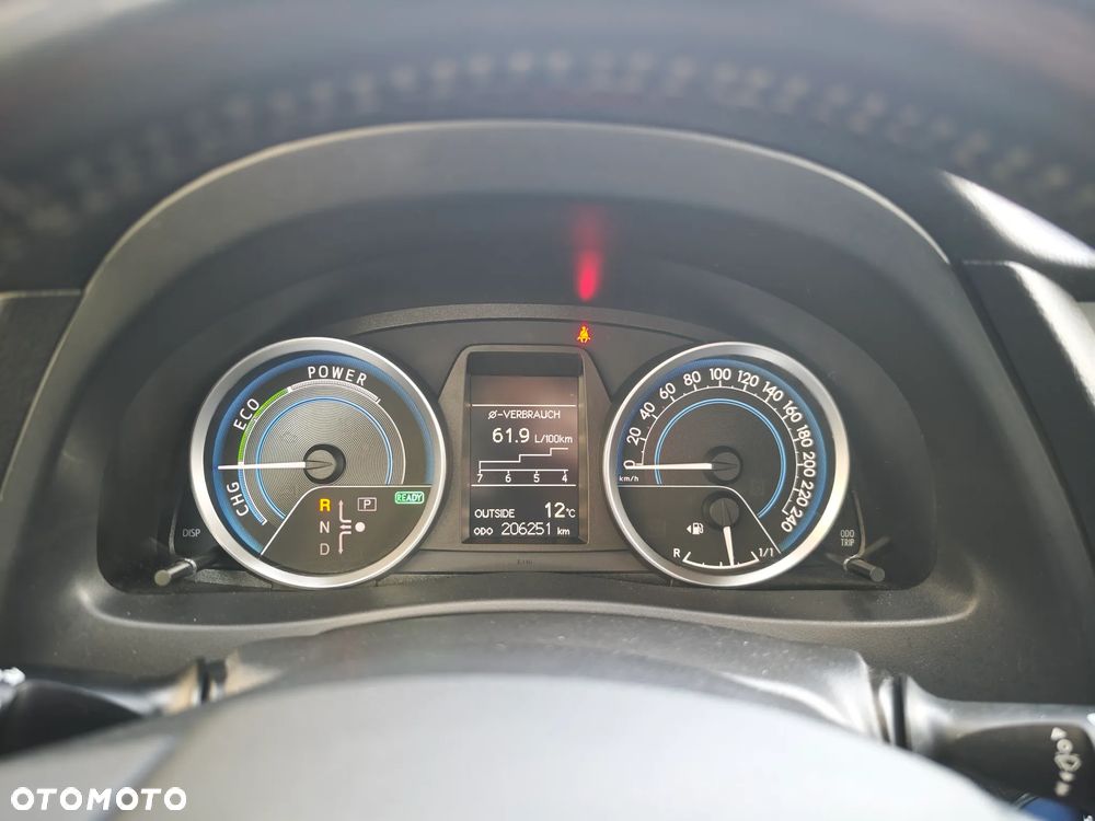 Toyota Auris 1.8 HSD Luna - 33