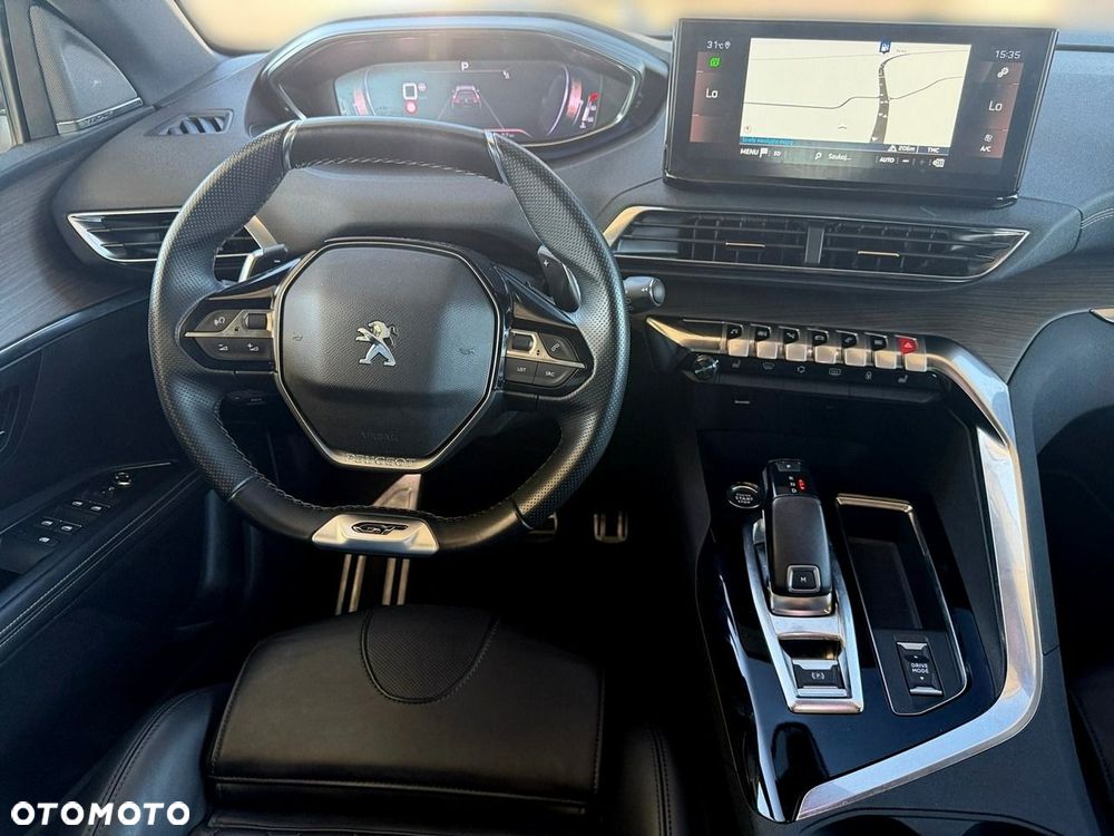 Peugeot 5008 - 17