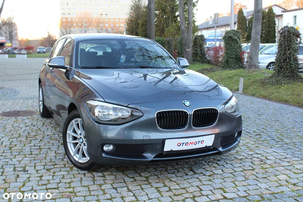 BMW Seria 1 116d Sport Line - 3