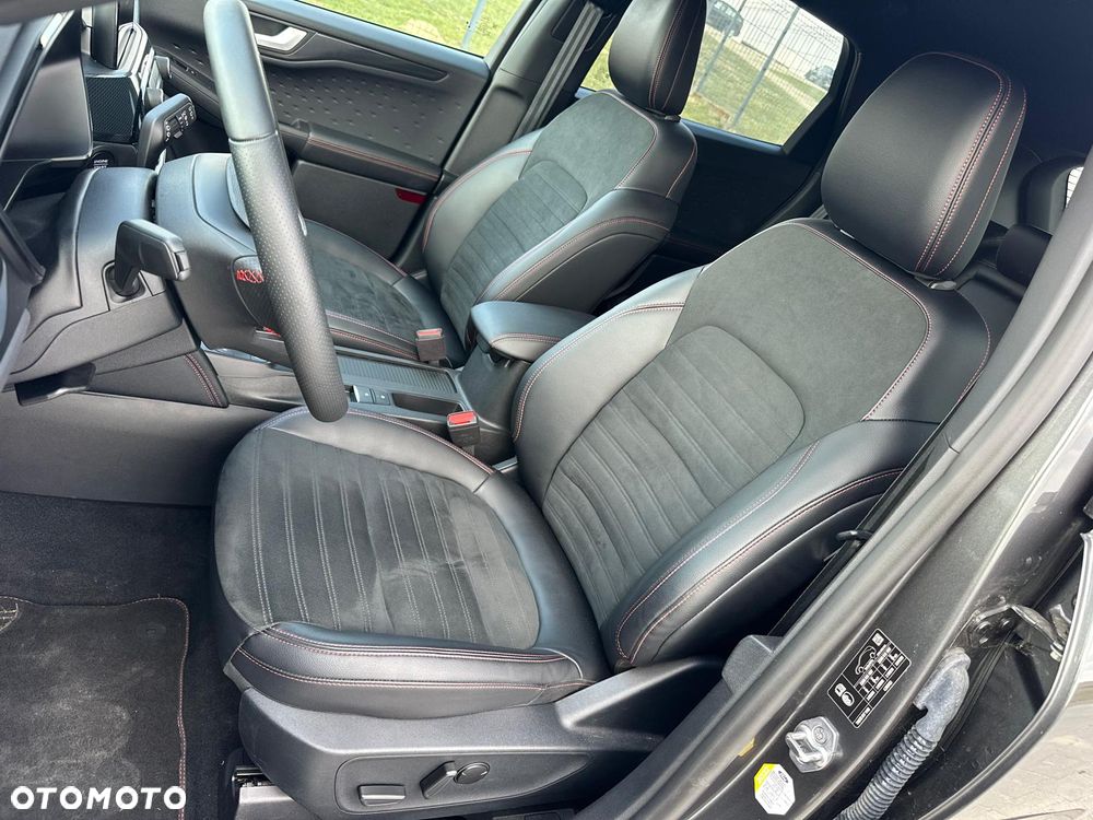 Ford Kuga 1.5 EcoBoost FWD ST-Line - 12