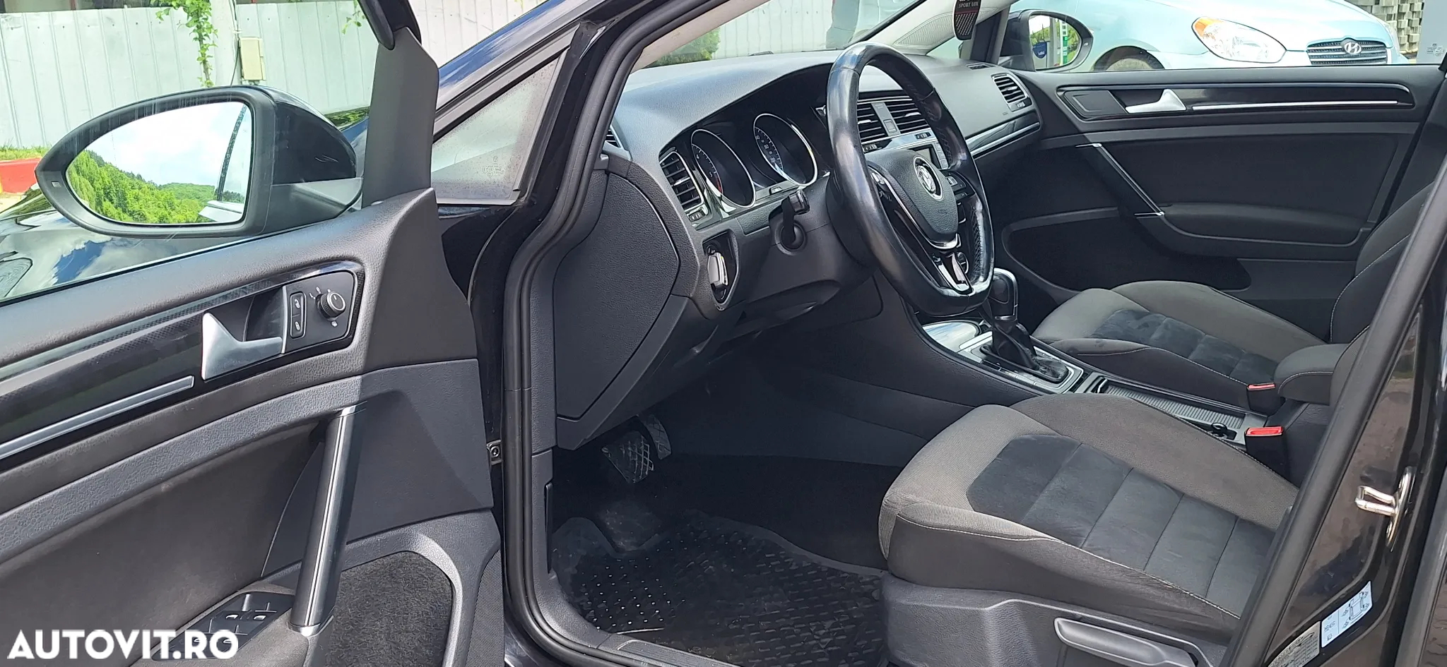 Volkswagen Golf 2.0 BlueTDI DSG Highline - 5