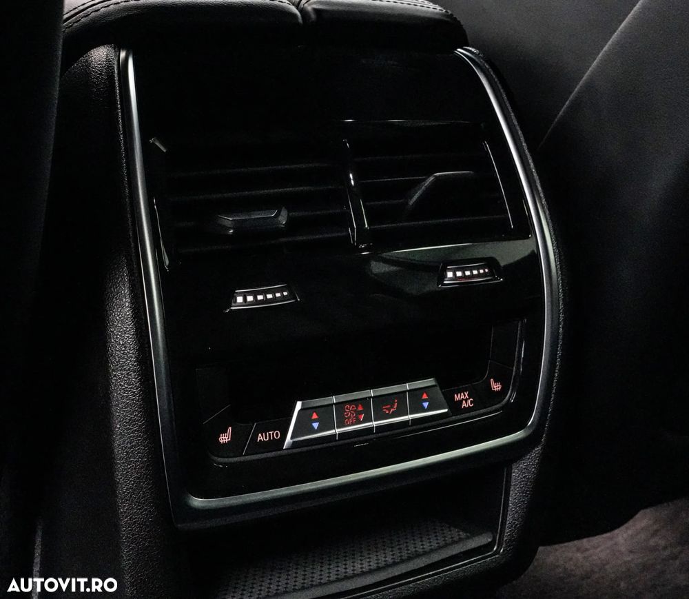 BMW X7 xDrive40d AT MHEV - 31