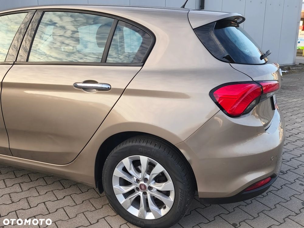 Fiat Tipo 1.4 T-Jet Lounge - 26