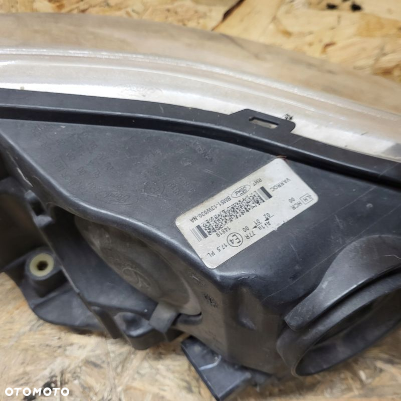 FORD FOCUS MK3 11-15R KOMBI HB LAMPA LEWA LEWY PRZÓD - 3
