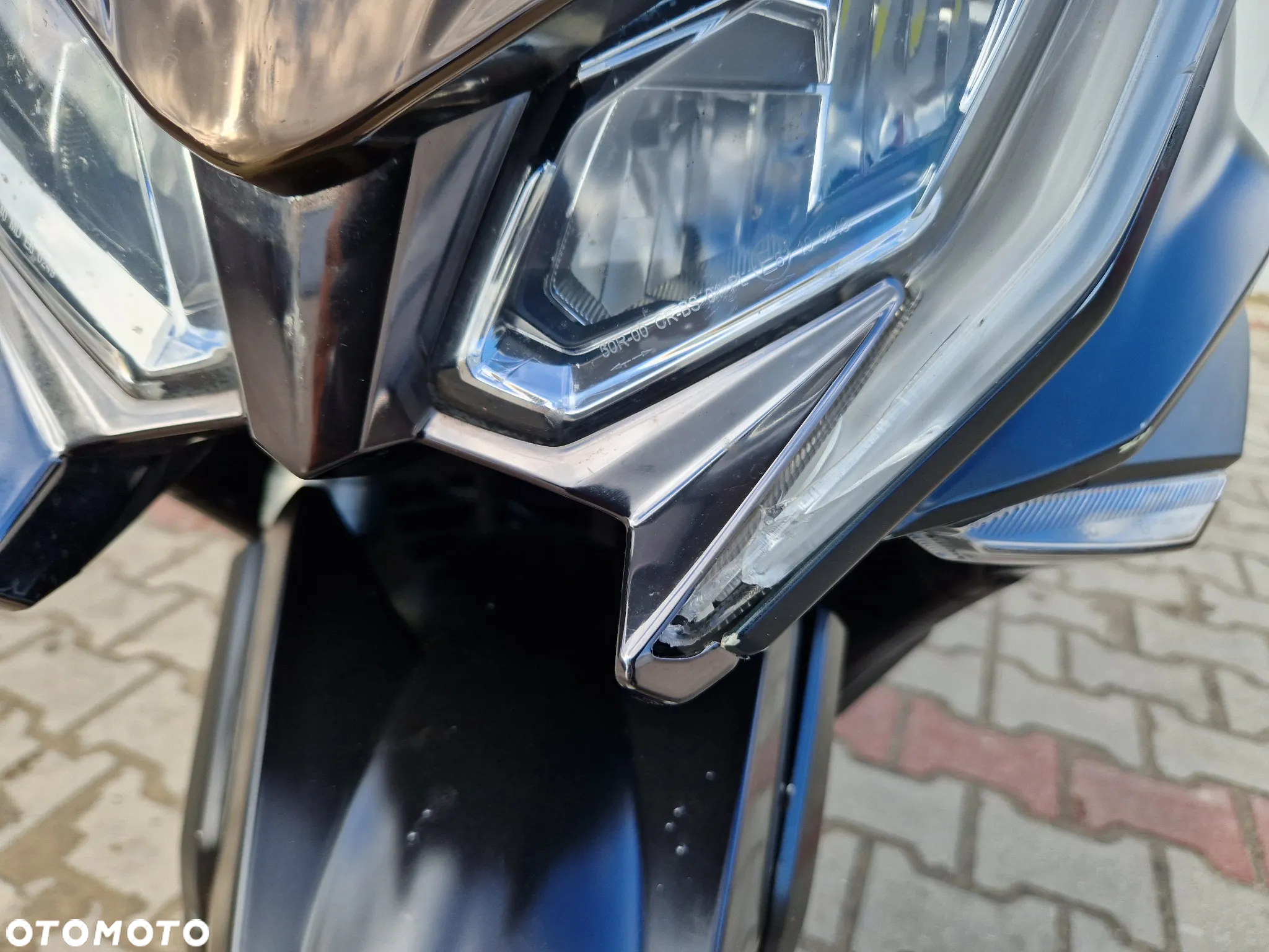 Kymco AK 550 - 17