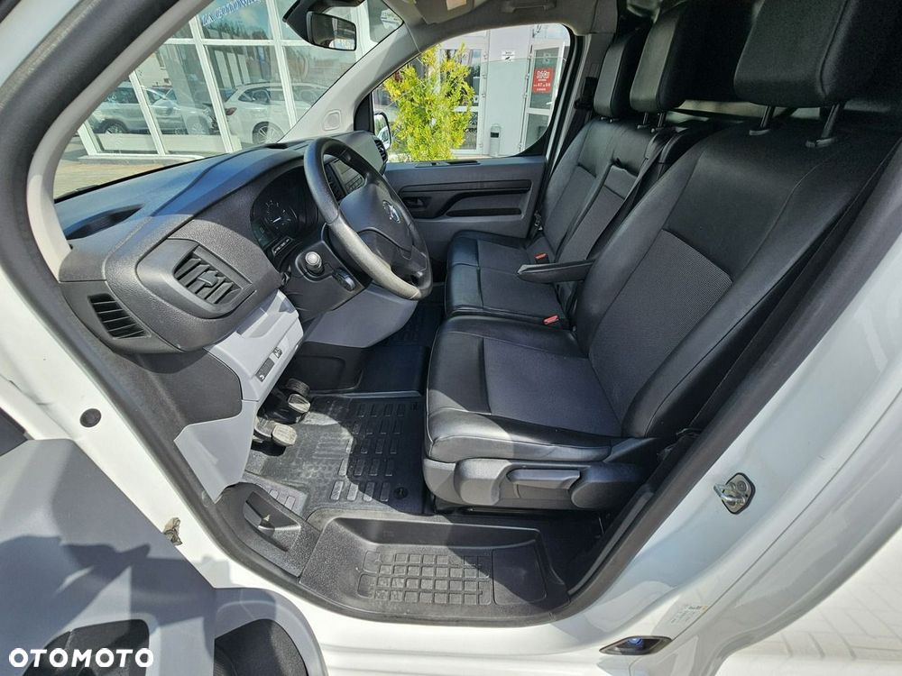 Opel Vivaro - 27