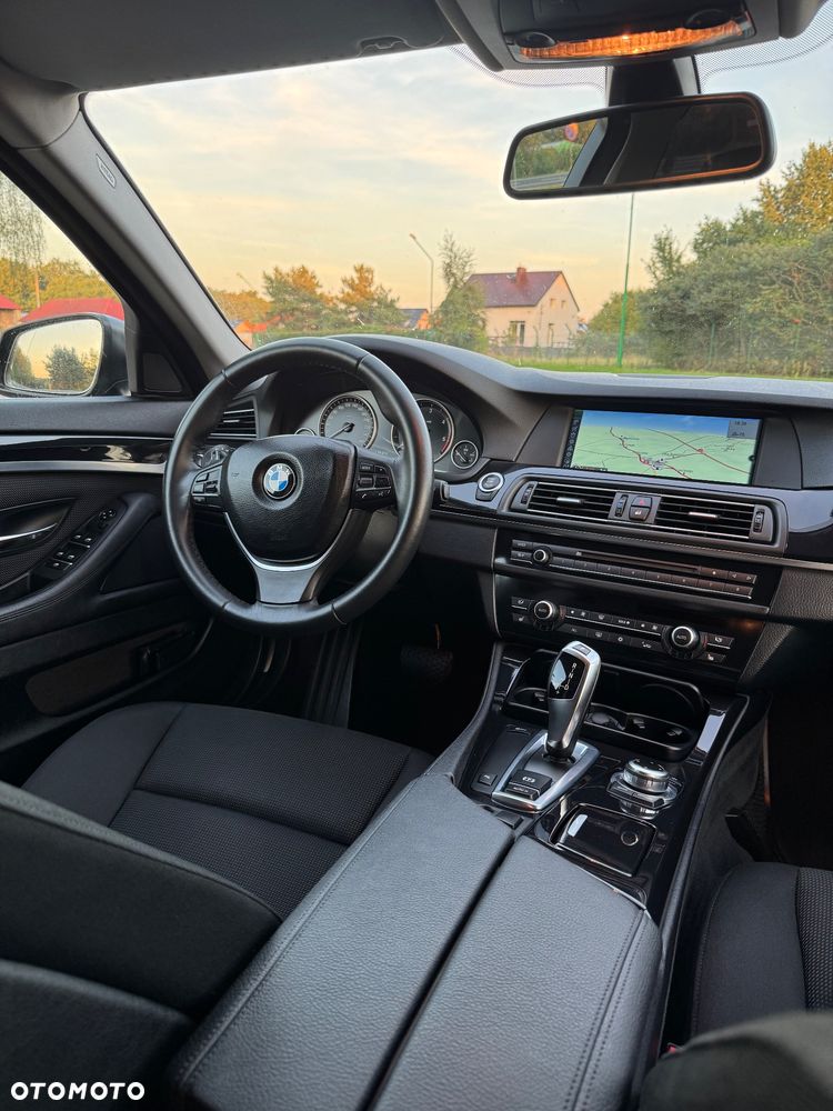 BMW Seria 5 520d - 6