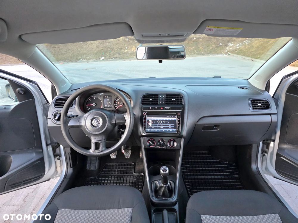 Volkswagen Polo - 5