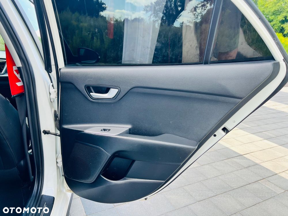 Kia Rio 1.0 T-GDI 100 GT Line - 34