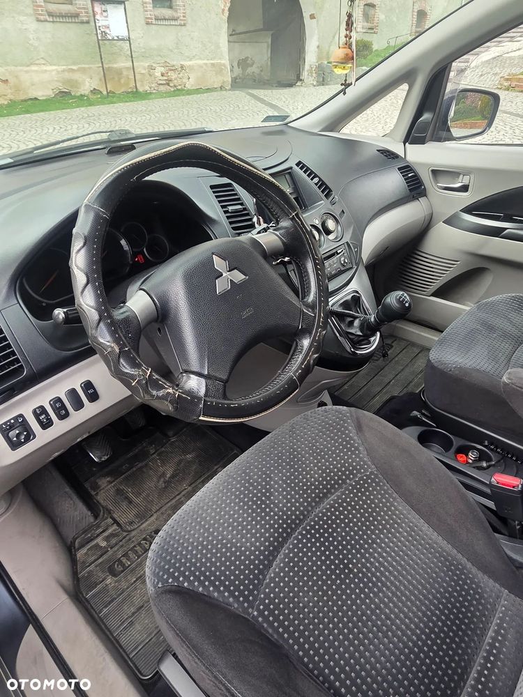Mitsubishi Grandis 2.0 DID Instyle - 9