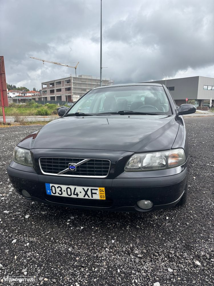 Volvo S60 2.4 D5 - 1