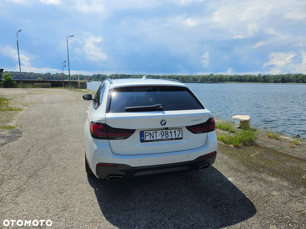 BMW Seria 5 530i - 7